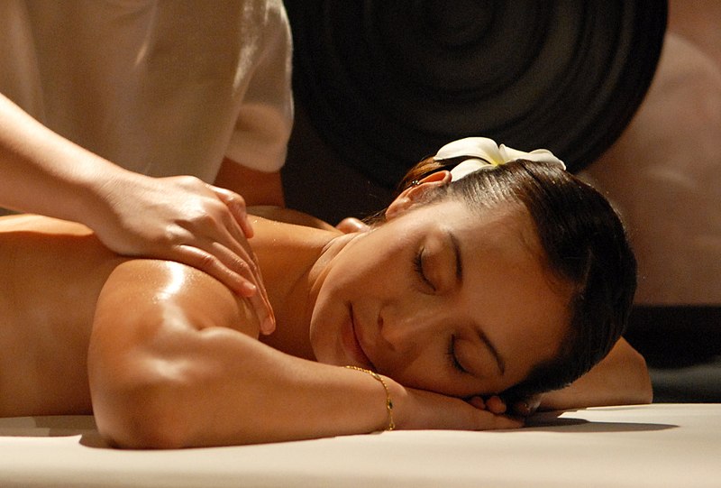 Enjoy Superior massage Services At massage Salons In Edmonton post thumbnail image
