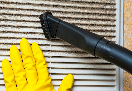 Air Scrubbers: The Benefits of Using These For Air Duct Cleaning post thumbnail image