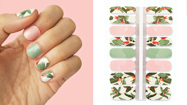 Manicure Made Easy: Discover the Magic of Nail Wraps post thumbnail image