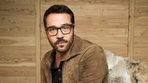 The Rise and Success of Jeremy Piven post thumbnail image