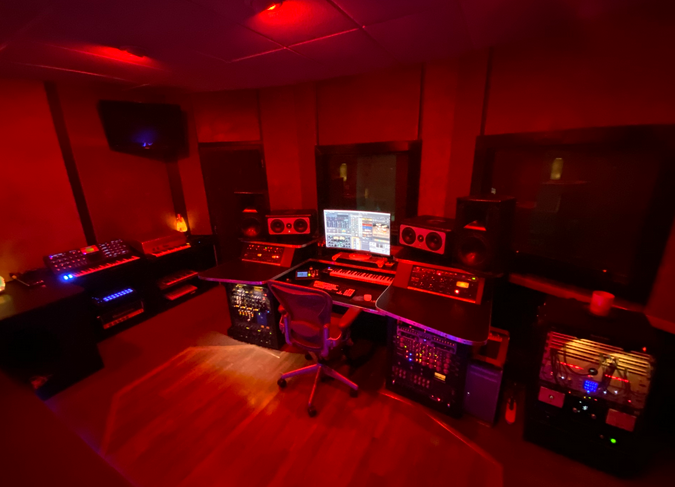 Atlanta’s Sonic Universe: Spotlight on Recording Studios post thumbnail image